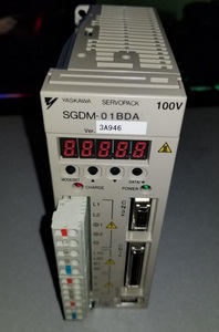 YASKAWA：安川伺服驱动器 ∑Ⅱ系列SGDM-01BDA 100W
